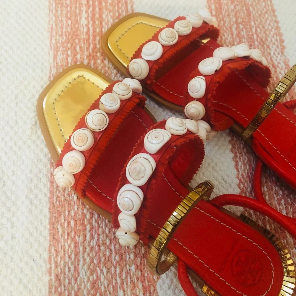 Tory Burch Sinclair seashell sandals 🐚